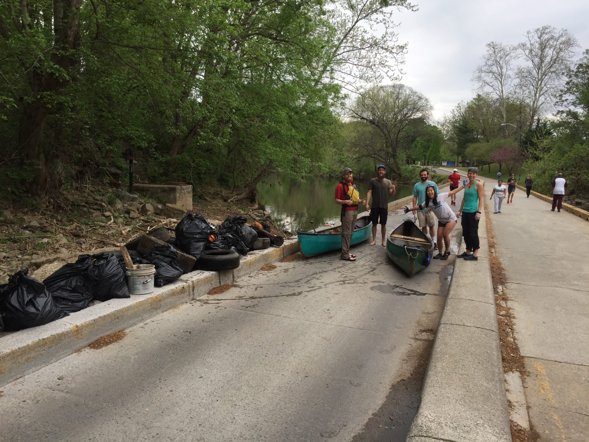 Volunteers on the Roanoke River Greenway