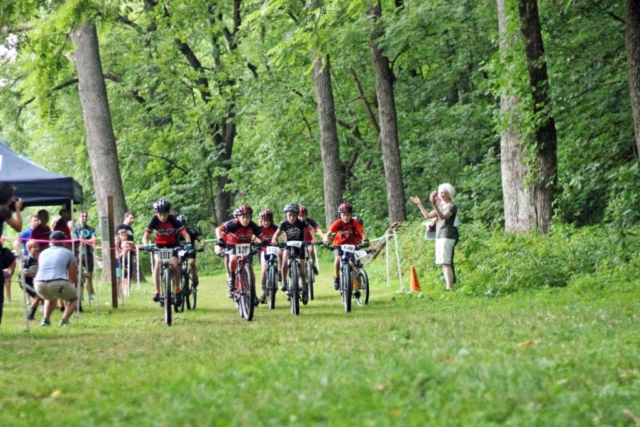 Fishburn youth mountain bikers begin their race at the Roanoke Parks and Recreation Event